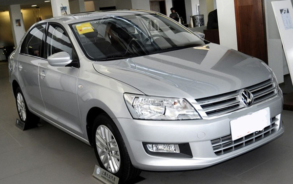 ����ɣ���{